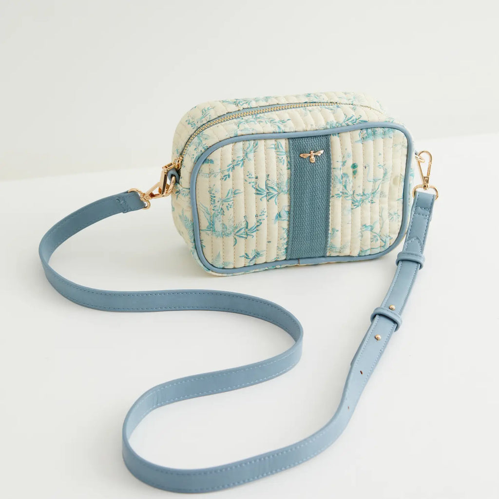 Fable Toile de Jouy Vintage Blue Camera Bag