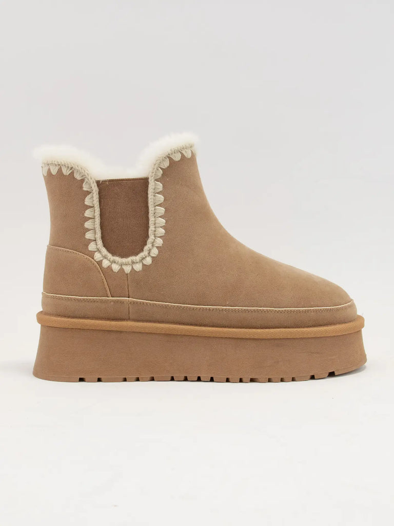 Camel Sherpa Platform Boot