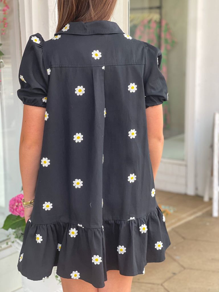 Black Daisy Embroidered Collar Dress