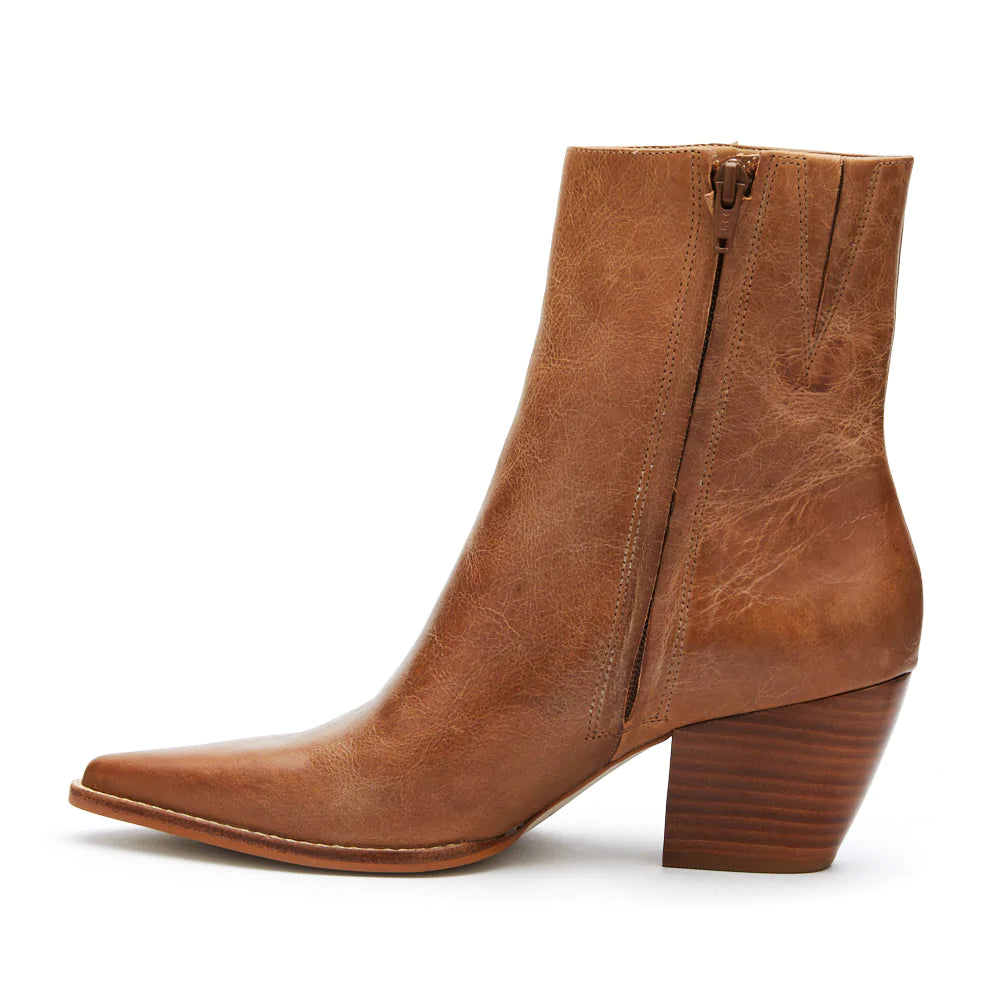 Caty Ankle Boot In Vintage Tan